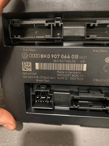 8K0907064GB VAG 