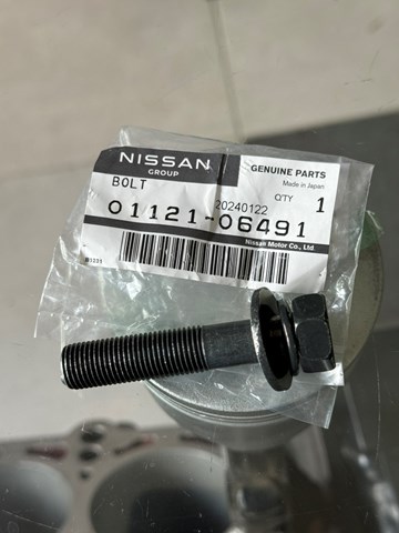  0112106491 Nissan