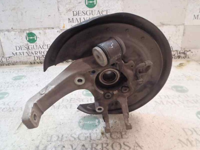 Кулак поворотный правый Bentley 3D0505436M