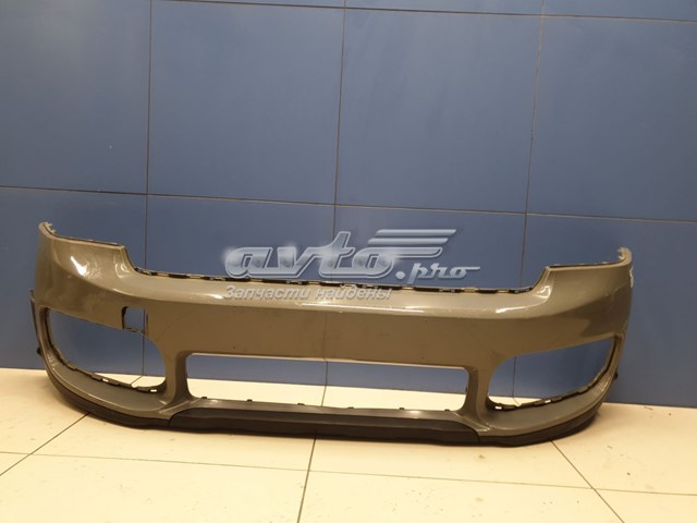 Передний бампер 51117390520 BMW