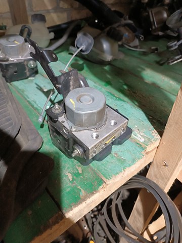 476606615R Renault (RVI) Блок ABS гидравлический