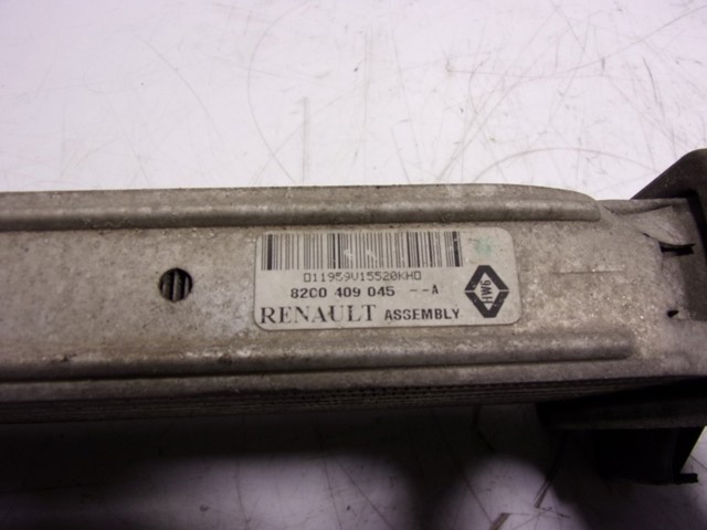 Radiador de intercooler 8200409045 Renault (RVI)