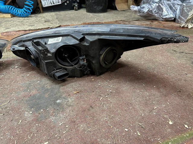 F1EB13W030ME Ford Фара