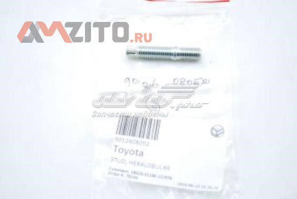 Болт (шпилька) выпускного коллектора на Toyota Hilux KUN25