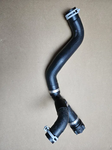 Купить LX6Z8260B Ford Патрубок радиатора