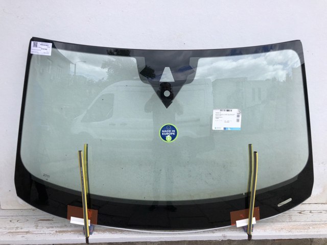 Стекло лобовое XYG GS1230D12 цена, от 440.46 USD