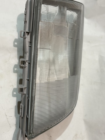 Стекло фары левой Bosch 1305621975 цена, от 25.50 USD