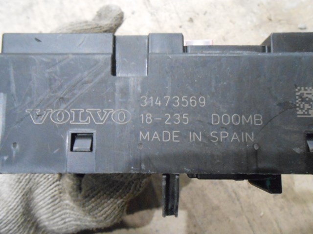 Коробка предохранителей Volvo 31409044 цена, от 101.47 USD