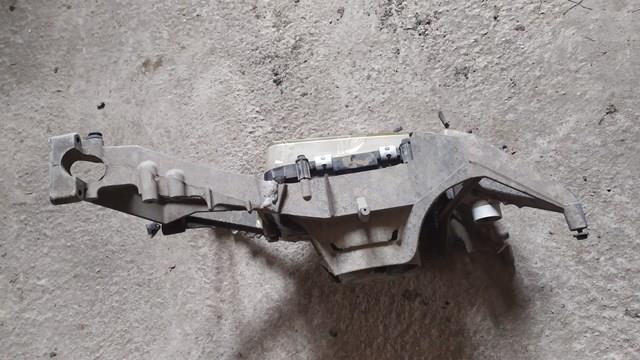 Крепление фары передней, правой DAF 1308795 цена, от 53.86 USD