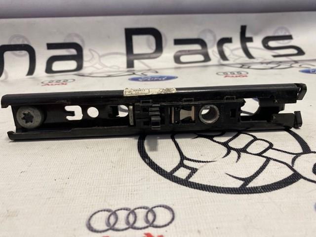 DG93F602B82 Ford 