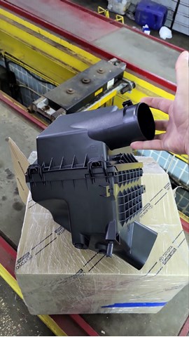  Корпус воздушного фильтра Toyota 1770036350