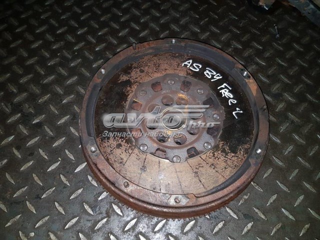 LR004321 Land Rover Демпферный маховик