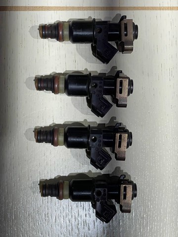 FJ488 Standard Топливные форсунки