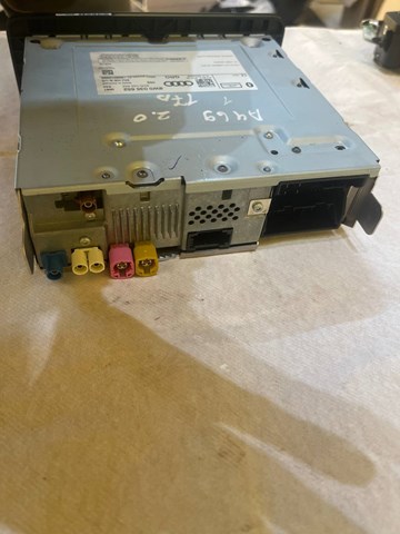 8W0035652 VAG 