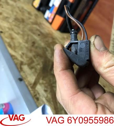 форсунка омывателя лобового стекла B11476 Веерная форсунка омывателя BORSEHUNG B11476