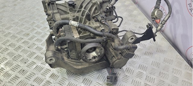 Редуктор задний Land Rover LR061681 цена, от 1190.91 USD
