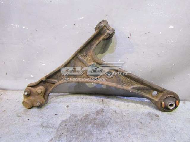 Купить T112909020BA Chery Нижний правый рычаг передней подвески