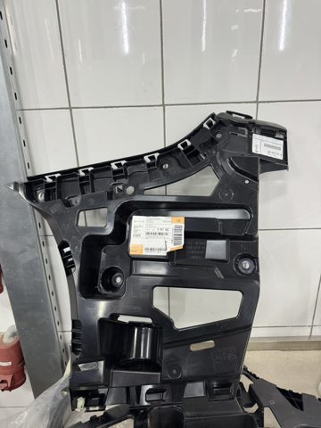 51129447681 BMW 