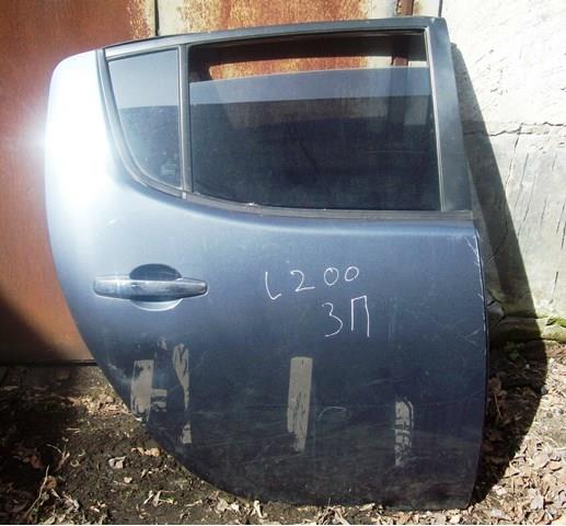 Puerta trasera derecha 5730B132 MITSUBISHI