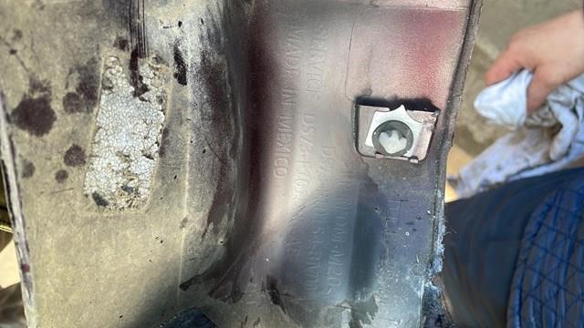 DS73F101D56AB Ford 