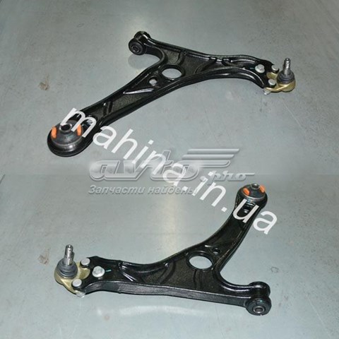 Правый рычаг передней нижней подвески Chery T112909020BA цена, от 31.46 USD
