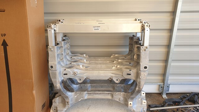 Купить 544015NA0A Nissan/Infiniti Поперечина передней подвески