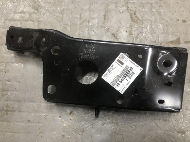 9847839280 Peugeot/Citroen Кронштейн радиатора левый