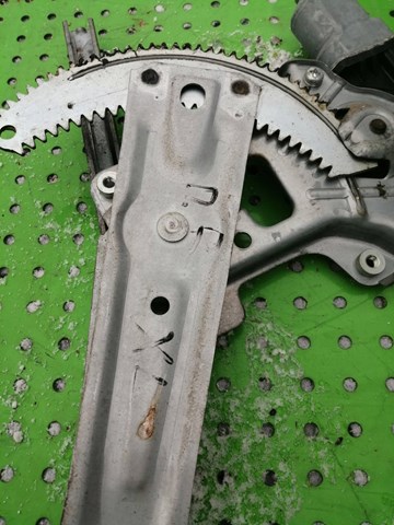  Mecanismo de acionamento de vidro da porta dianteira direita Mitsubishi Outlander II SUV (CW) (2010 - 2012) II