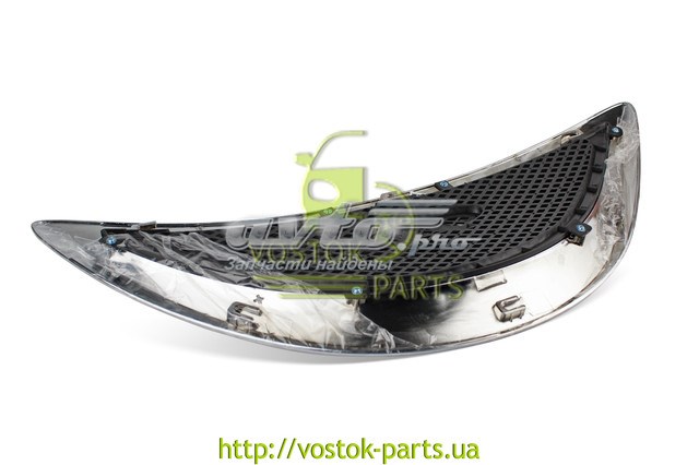 Решетка радиатора S218401111 Chery