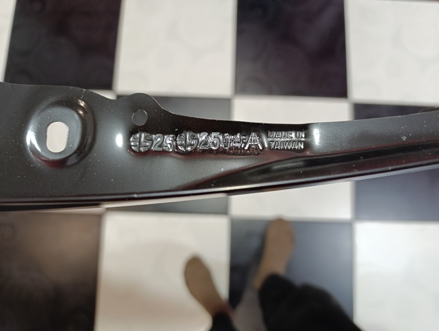 Боковая часть передняя правая General Motors 42742019 цена, от 489.31 USD