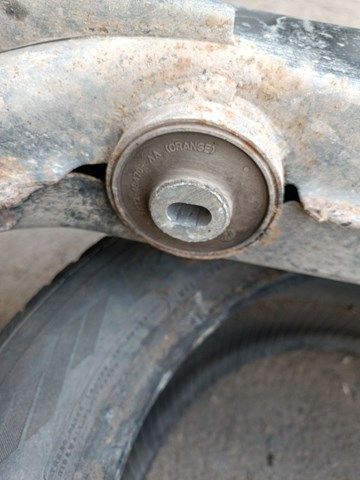 Купить LR072077 Land Rover Оси полуприцепов и прицепов