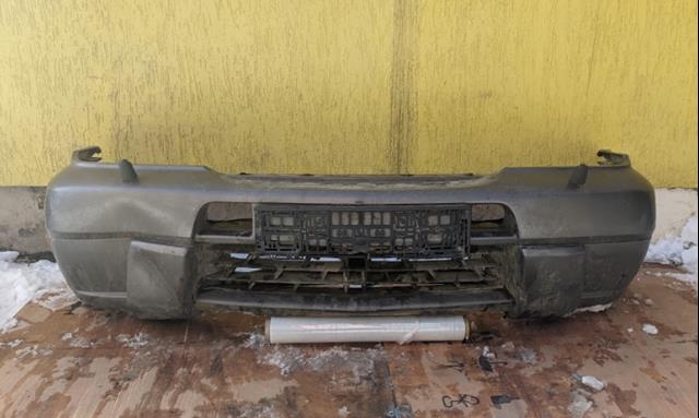 F20220X900 NISSAN Paragolpes original y equivalente