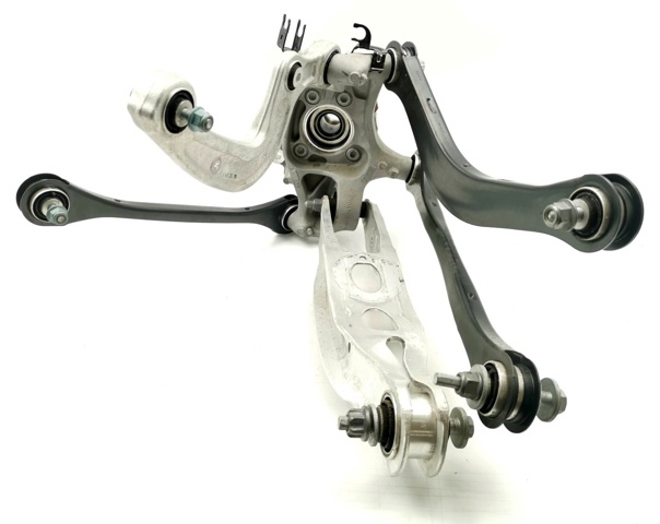 Цапфа поворотная правая VAG 8W0505436AA цена, от 74.75 USD