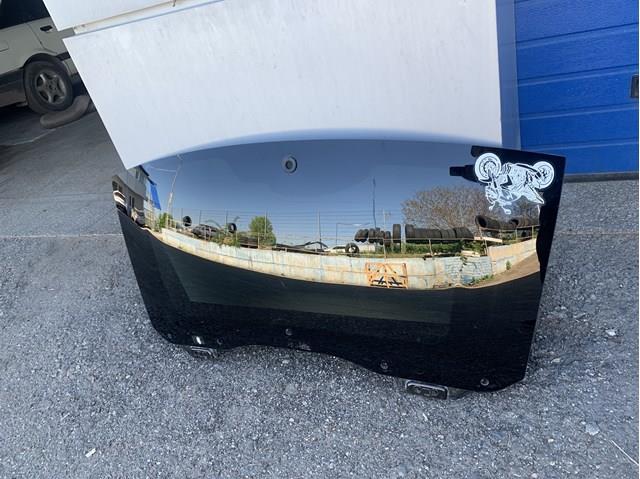 Купить GS3803D21 XYG Стекло крышки багажника