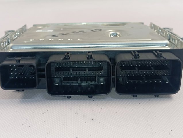 237109898S Renault (RVI) Мозги двигателя