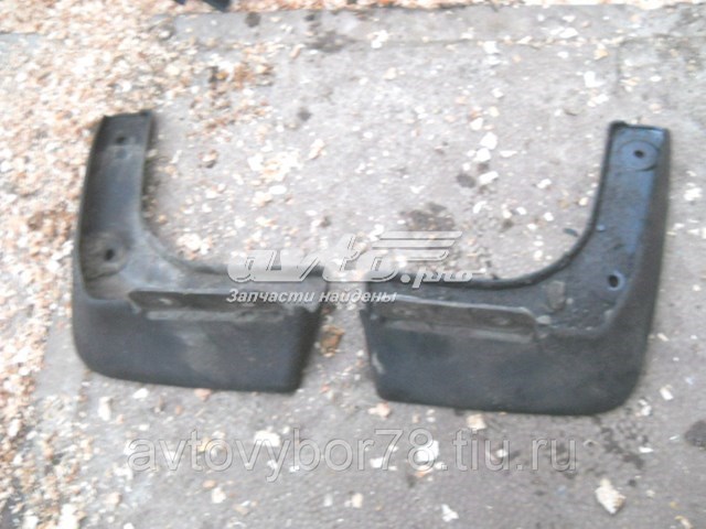 Protetor de lama traseiro esquerdo para Hyundai SOLARIS (SBR11)