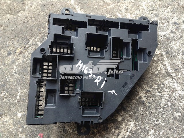 1670499 BMW 