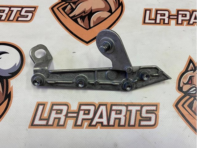 Купить LR091701 Land Rover 