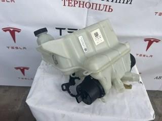  Tesla 109701500K
