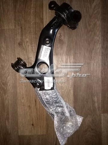 B60S34350D Mazda braço oscilante inferior esquerdo de suspensão dianteira