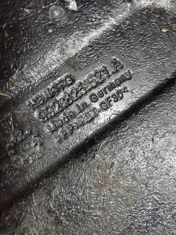  992825521A Porsche