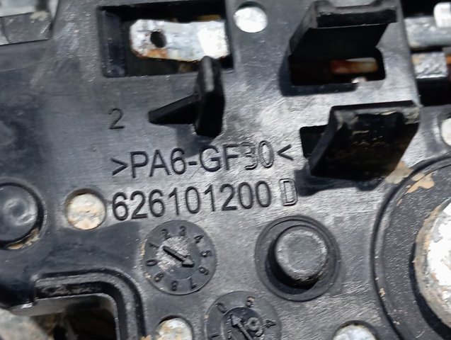 Подушка безопасности защиты коленей 31351334 Volvo