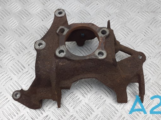 Цапфа задняя правая CV6Z5A968F Ford