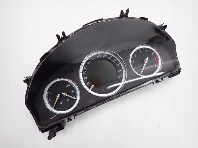 Панель приборов A2045402648 Mercedes