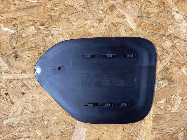 Лючок (дверца) бензобака Porsche 9J1821324 цена, от 63.34 USD