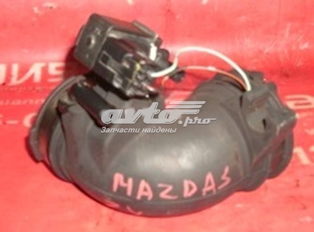 ZJ0113221A Mazda cano derivado de ar, saída de filtro de ar