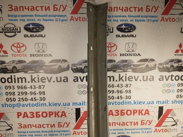 Накладка (молдинг) порога наружная левая на Subaru Legacy IV 