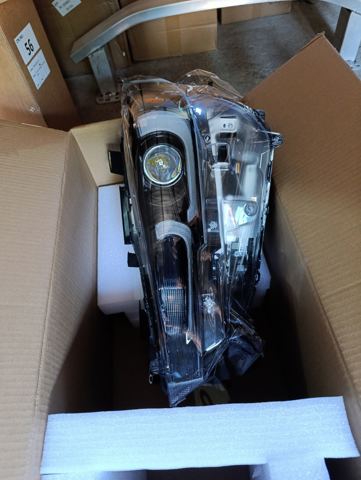 Купить KSD651040 Mazda Фара левая передняя