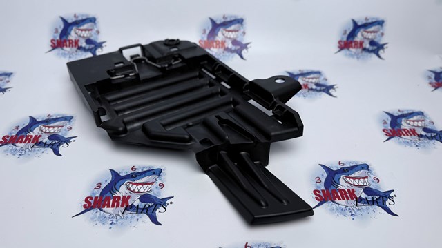 Купить LR066964 Land Rover Кронштейн (адаптер) крепления фары передней правой