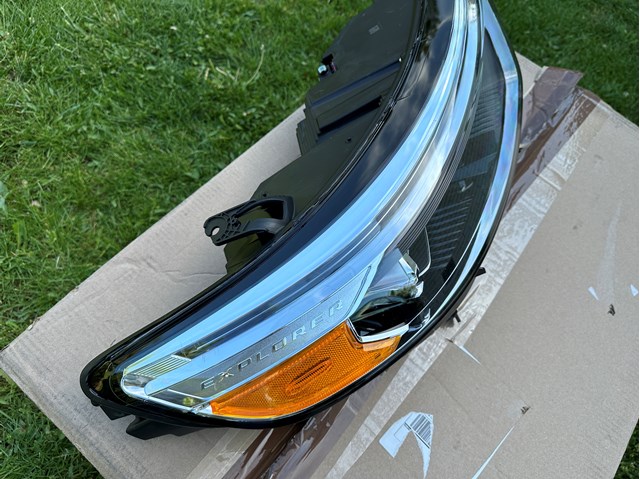 Купить MB5Z13008AV Ford Фара основная правая